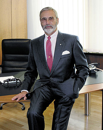 Mr. Joachim Laurenz Naimer, President of the Kraus & Naimer Group